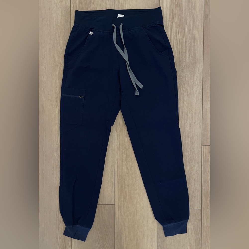 Figs jogger scrub pants